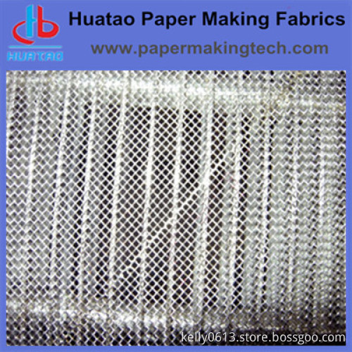 Shrinking Fabric for paper making